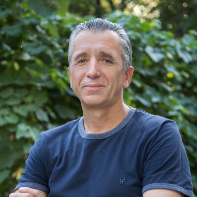 Масленніков Геннадій>